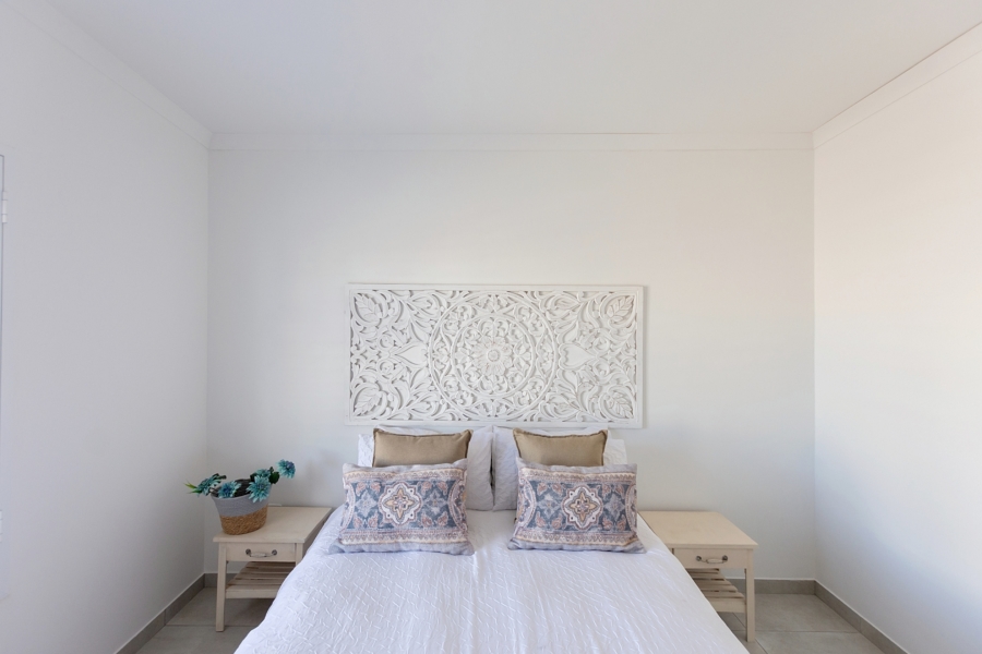 3 Bedroom Property for Sale in Britannia Bay Western Cape